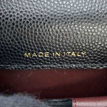 将图像加载到图库查看器中，CHANEL Matelasse ChainShoulder AirpodsCase BlackAP1739 Caviar Leather
