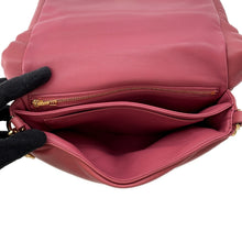 将图像加载到图库查看器中，LOEWE Puffer Goya Shoulder Bag PinkAP40P41X01 Lambskin
