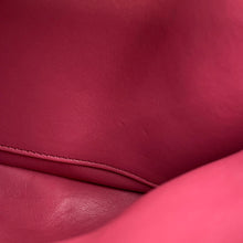 将图像加载到图库查看器中，LOEWE Puffer Goya Shoulder Bag PinkAP40P41X01 Lambskin
