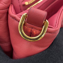 将图像加载到图库查看器中，LOEWE Puffer Goya Shoulder Bag PinkAP40P41X01 Lambskin
