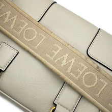 将图像加载到图库查看器中，LOEWE Amazona 16 Square Shoulder Bag Chinese Tanabata Limited Edition Collection White Calf Leather Size 16
