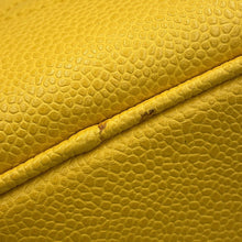 将图像加载到图库查看器中，CHANEL Top handle 2-way vanity bag YellowA07060 Caviar Leather
