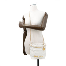 将图像加载到图库查看器中，CHANEL CHANEL22 ChainShoulder Bag WhiteAS3980 Shiny Calf Leather Size Mini
