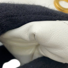 将图像加载到图库查看器中，CHANEL CHANEL22 ChainShoulder Bag WhiteAS3980 Shiny Calf Leather Size Mini
