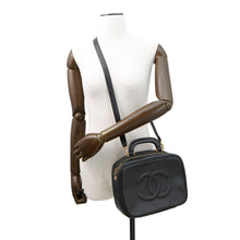 将图像加载到图库查看器中，CHANEL Top handle 2-way vanity bag BlackA07061 Caviar Leather
