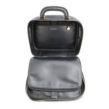 将图像加载到图库查看器中，CHANEL Top handle 2-way vanity bag BlackA07061 Caviar Leather
