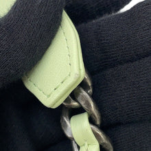 将图像加载到图库查看器中，CHANEL CHANEL19 Chain wallet Light GreenAP0957 Lambskin
