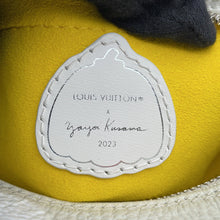 将图像加载到图库查看器中，LOUIS VUITTON Square Bag LVxYK China Exclusive White/Multicolor Monogram Empreinte Leather
