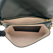 将图像加载到图库查看器中，LOUIS VUITTON Pochette・Coussin NoirM82116 Monogram Embossed Lamb Leather
