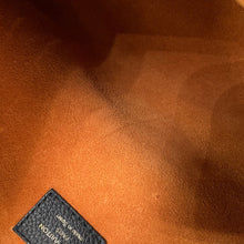 将图像加载到图库查看器中，LOUIS VUITTON Lowkey Hobo NoirM24856 Grained Calf Leather Size MM
