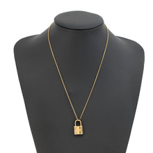Load image into Gallery viewer, HERMES O&#39;Kelly Pendant Size PM Black Gold Plated Leather
