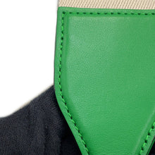 将图像加载到图库查看器中，GUCCI GGMatelasse 2WAYBag Green702251 Leather
