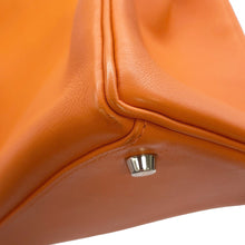 Load image into Gallery viewer, HERMES Kelly Retourne Orange Swift Leather Size 35
