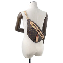 Load image into Gallery viewer, LOUIS VUITTON high rise IvoryM46784 Monogram
