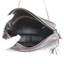 将图像加载到图库查看器中，CHANEL Tassel ChainShoulder Bag Brown Lambskin
