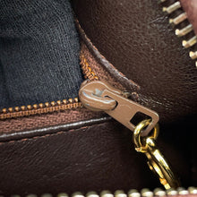 将图像加载到图库查看器中，CHANEL Tassel ChainShoulder Bag Brown Lambskin
