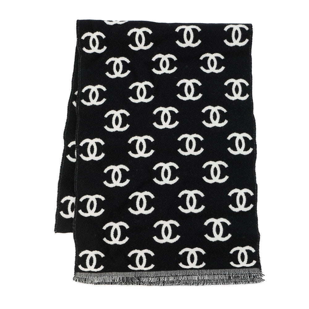 CHANEL Reversible CC Logo Scarf Black/WhiteAA7067 Wool 92% Cashmere8%