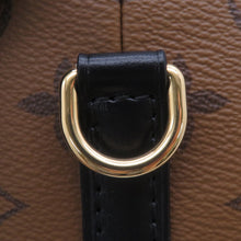 将图像加载到图库查看器中，LOUIS VUITTON Noe Purse ・LV Bag Charm NoirM82885 Monogram Reverse Canvas
