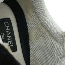 将图像加载到图库查看器中，CHANEL CC Logo Sneakers Black/WhiteG38299 Leather Mesh Suede Size 37
