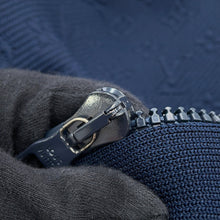 将图像加载到图库查看器中，LOUIS VUITTON Monogram Zip-Through Top Jacket Size XS Blue Nuit1A7XYU Polyester66% Nylon18% Cotton16%
