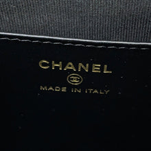 将图像加载到图库查看器中，CHANEL Matelasse ChainShoulder Bag Pearl 2025Stainless Steel BlackAP4585 Caviar Leather Faux Pearl
