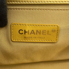 将图像加载到图库查看器中，CHANEL Boy Chanel GoldA67086 Embossed Leather Size 25
