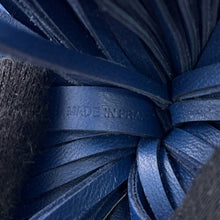 将图像加载到图库查看器中，HERMES Carmen Blue Tie Lambskin
