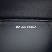 Load image into Gallery viewer, BALENCIAGA Everyday camera bag Black552370 Leather Size S

