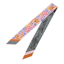 Load image into Gallery viewer, HERMES Twilly 《Cheetah Bandana》 Rose/Grease/Blue Silk100%

