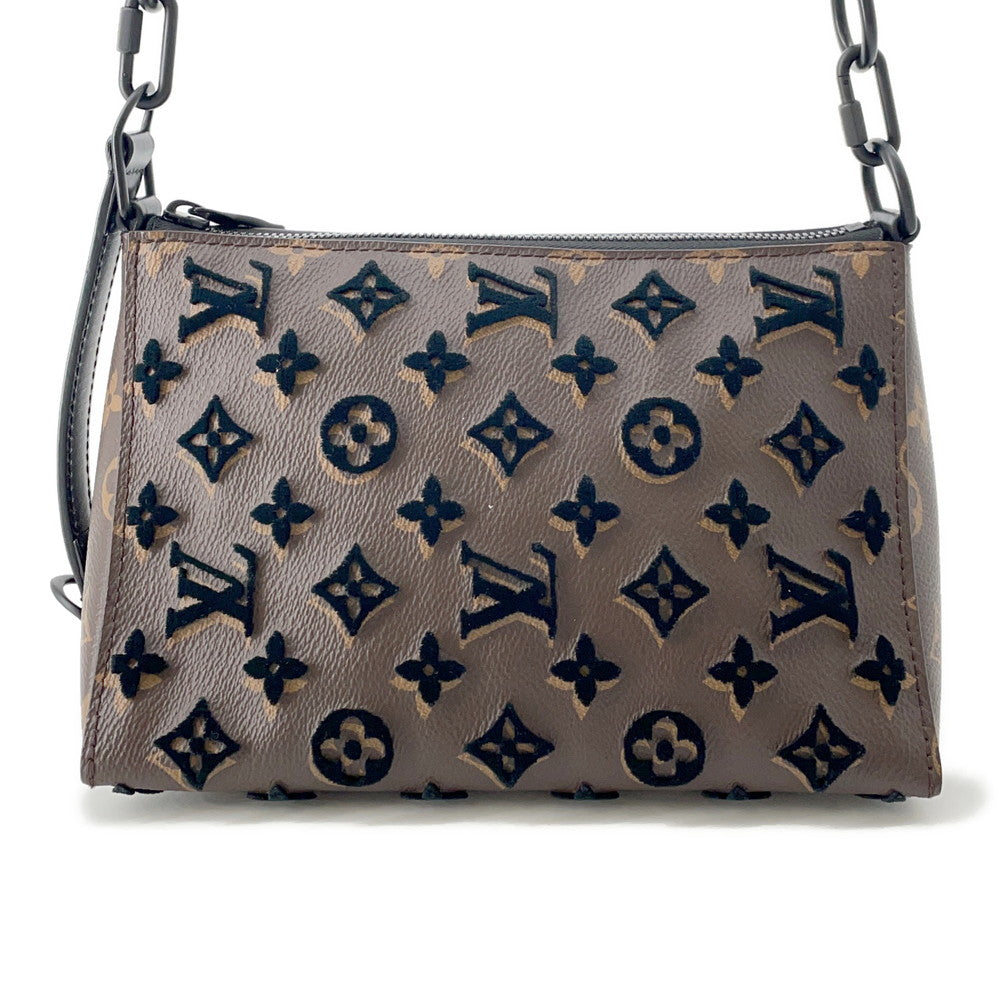 LOUIS VUITTON Triangle Messenger NoirM45070 Monogram / Toughtage