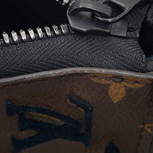 Load image into Gallery viewer, LOUIS VUITTON Triangle Messenger NoirM45070 Monogram / Toughtage
