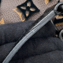 Load image into Gallery viewer, LOUIS VUITTON Triangle Messenger NoirM45070 Monogram / Toughtage
