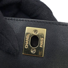 将图像加载到图库查看器中，CHANEL V Stitch Single Flap Chainshoulder Bag Black Lambskin Size 20
