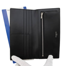 将图像加载到图库查看器中，BALENCIAGA Passport Bifold Wallet Long Clothes Black/Bordeaux787777 Leather/Paper
