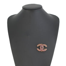 将图像加载到图库查看器中，CHANEL CC Logo Brooch Purple Metal Plastic
