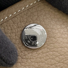 Load image into Gallery viewer, HERMES Garden Party Etoupe Negonda Leather Size PM
