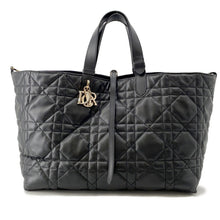 将图像加载到图库查看器中，Dior Macrocannage to Jules BlackM2820OSHJ_M900 Calf Leather Size Large
