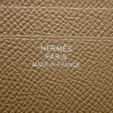 Load image into Gallery viewer, HERMES HSellier Card Case Poussiere/Toundra Epsom
