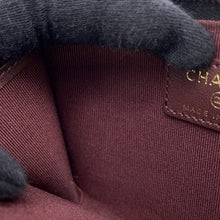 Load image into Gallery viewer, CHANEL Matelasse CC Logo Fragment Card Case BlackAP3179 Caviar Leather
