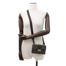 将图像加载到图库查看器中，FENDI Baguette Slim Shoulder Bag Brown7M0295 Canvas
