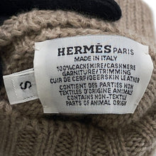 Load image into Gallery viewer, HERMES Baltimore Serie Button 2-Way Knit Gloves Size S Etoupe Cashmere100% Deer Leather
