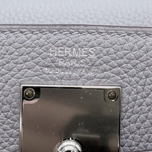 将图像加载到图库查看器中，HERMES Akkad Green Pantan Togo Leather Size PM
