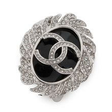将图像加载到图库查看器中，CHANEL CC Logo Brooch Black Metal Rhinestone
