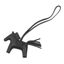 将图像加载到图库查看器中，HERMES Rodeo Bag Charm Black Lambskin Size PM
