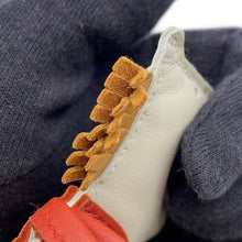 Load image into Gallery viewer, HERMES Rodeo Craie / Sesame / Cornelian Lambskin Size PM
