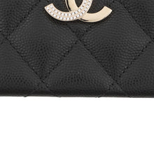 将图像加载到图库查看器中，CHANEL CC Logo Half Rhinestone Card Case Black Caviar Leather
