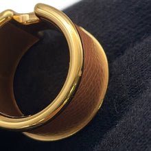 Load image into Gallery viewer, HERMES Orump Ring Size GM/S Gold Epsom Metal
