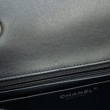 Load image into Gallery viewer, CHANEL Matelasse ChainShoulder Bag BlackA69900 Lambskin Size Mini
