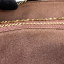 将图像加载到图库查看器中，LOUIS VUITTON Coussin BlackM57790 Monogram・Pattern Lambskin Size PM
