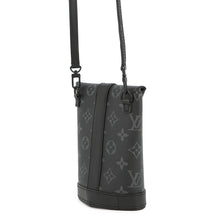 将图像加载到图库查看器中，LOUIS VUITTON Envelope/Pouch NoirM11613 Monogram Eclipse
